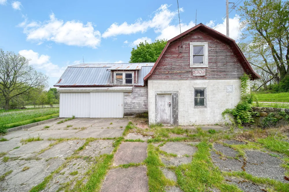 5280 Jefferson Road Clarklake, MI 49234
