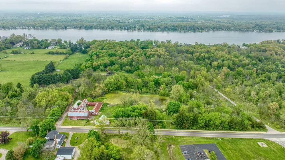 5280 Jefferson Road Clarklake, MI 49234