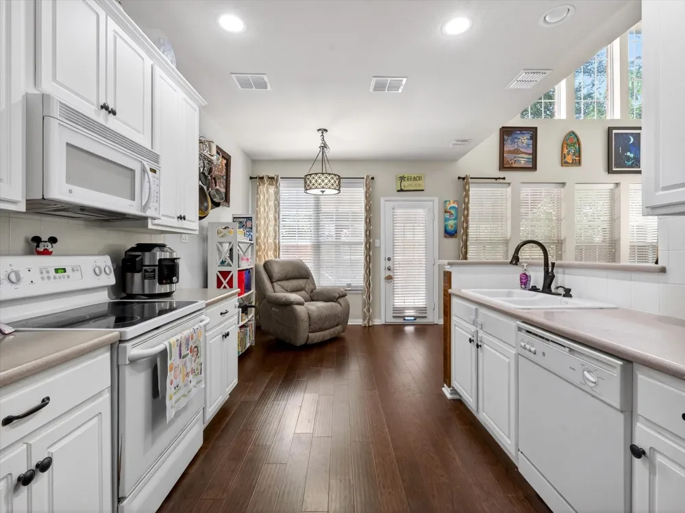 1828 Branch Trail Carrollton, TX 75007