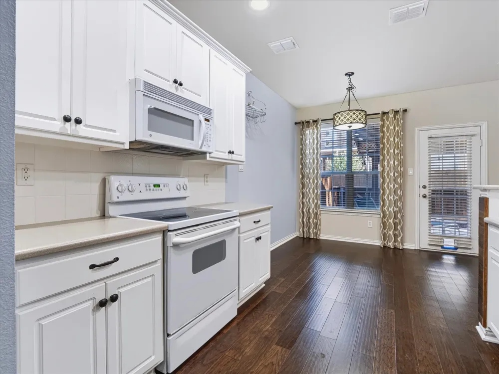 1828 Branch Trail Carrollton, TX 75007