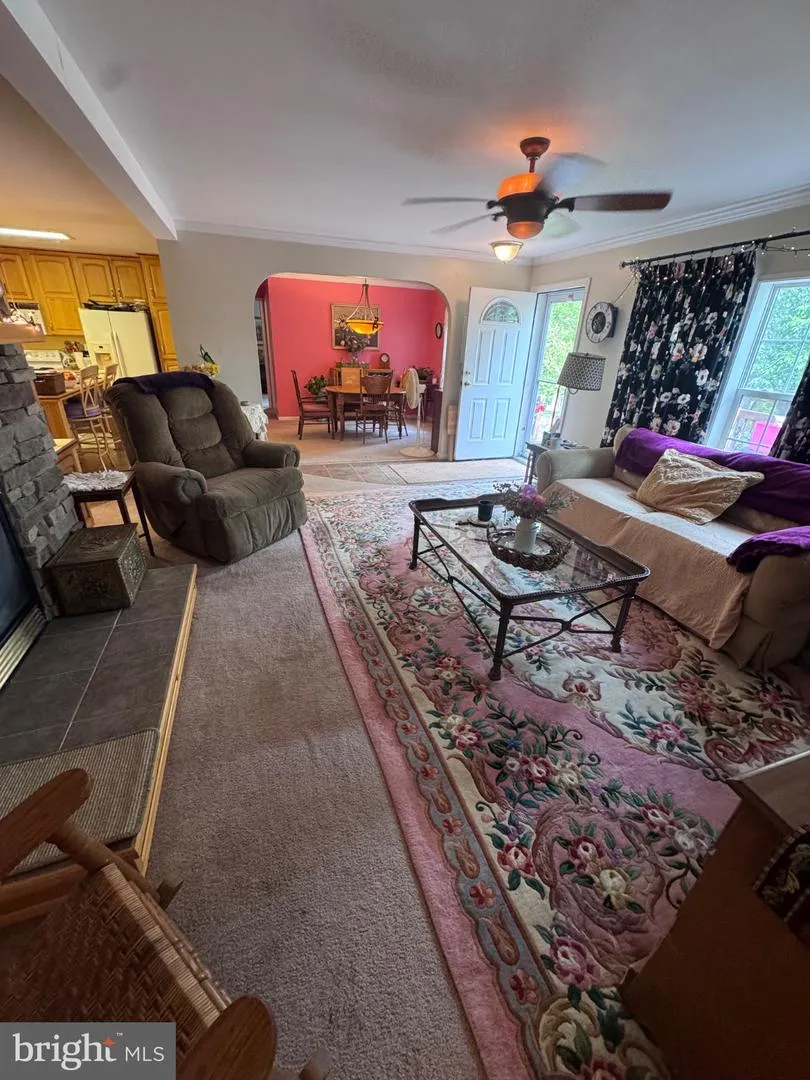 155 FOXDALE LANE Maysville, WV 26833
