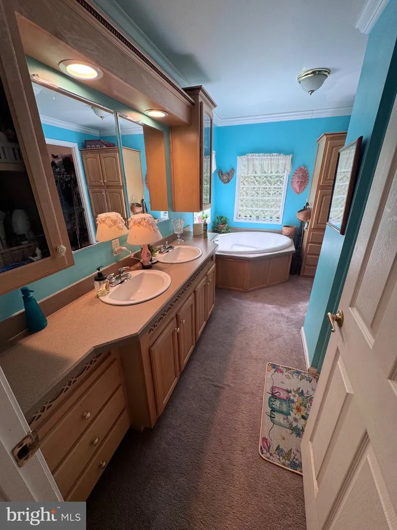 155 FOXDALE LANE Maysville, WV 26833