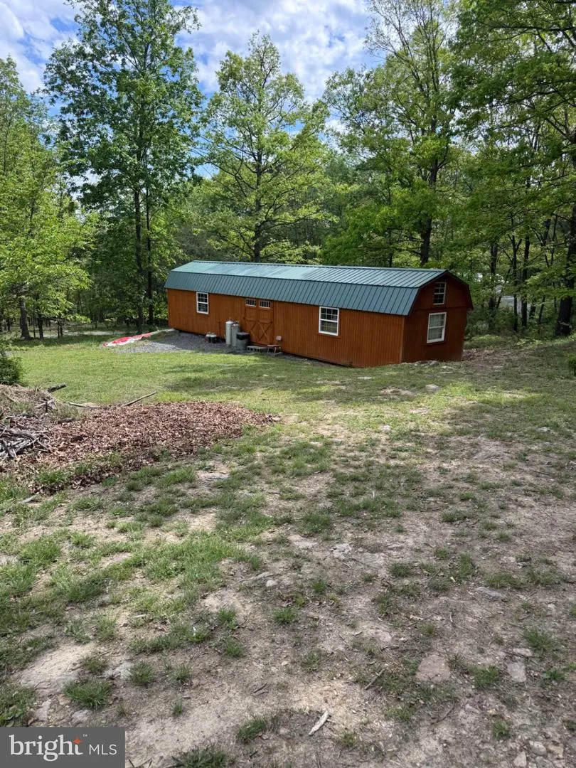 155 FOXDALE LANE Maysville, WV 26833
