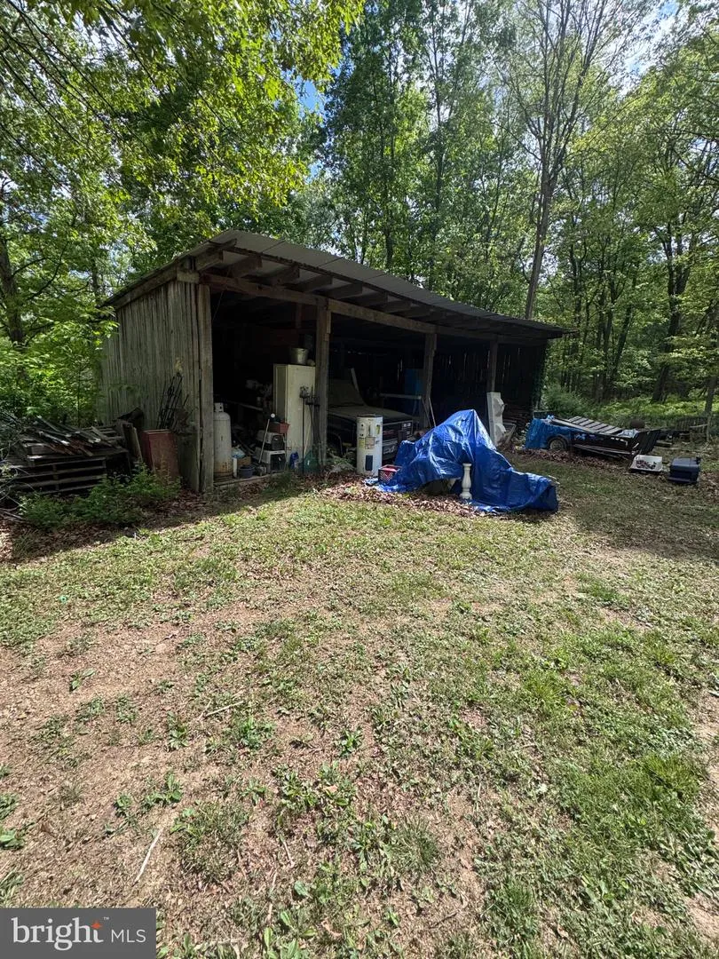 155 FOXDALE LANE Maysville, WV 26833