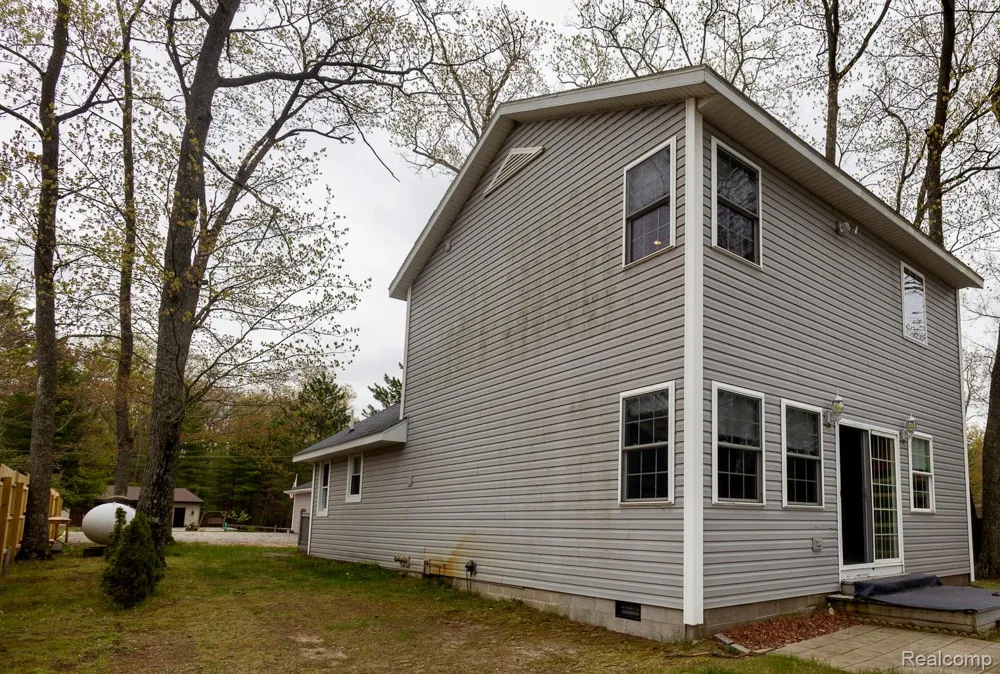 2779 Horseshoe Lake Road Foster Township, MI 48661