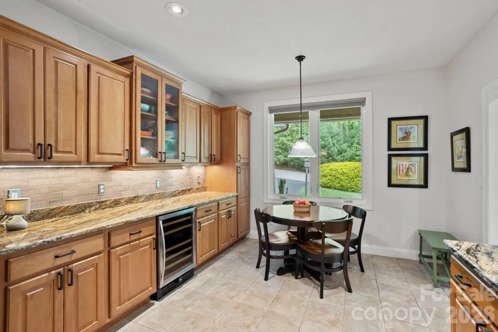 547 Pinnacle Peak Lane Flat Rock, NC 28731