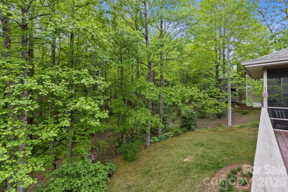 547 Pinnacle Peak Lane Flat Rock, NC 28731