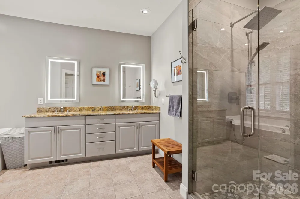 547 Pinnacle Peak Lane Flat Rock, NC 28731