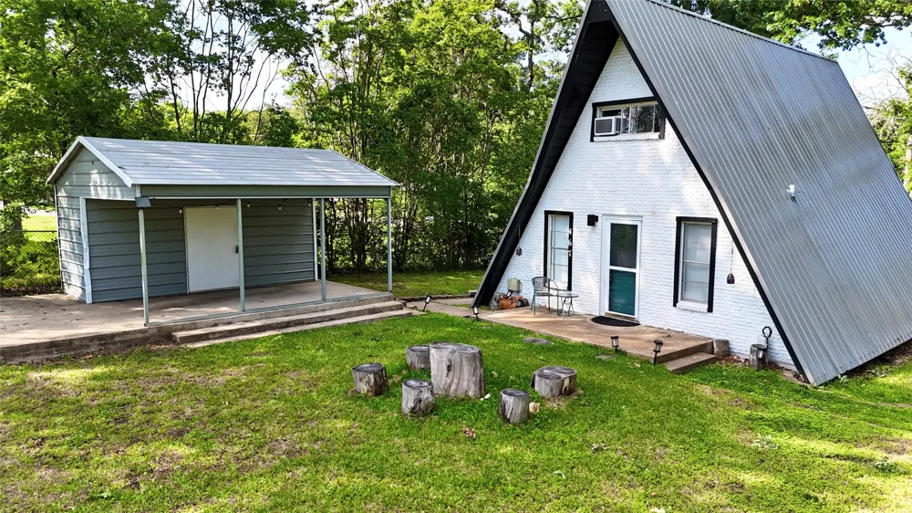 467 Old Mill Lane East Tawakoni, TX 75472