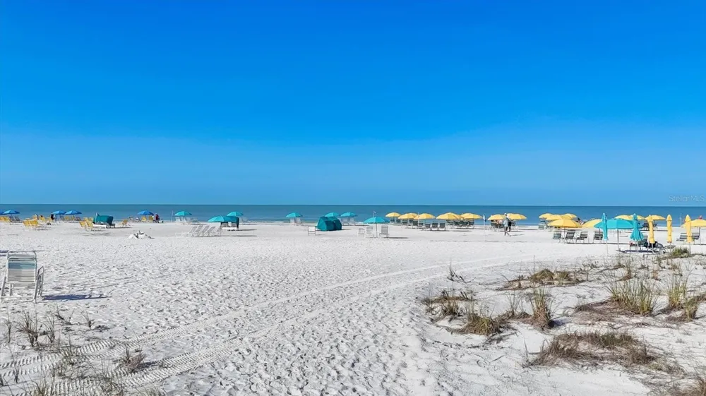 1215 S PORTOFINO DRIVE #406 Sarasota, FL 34242