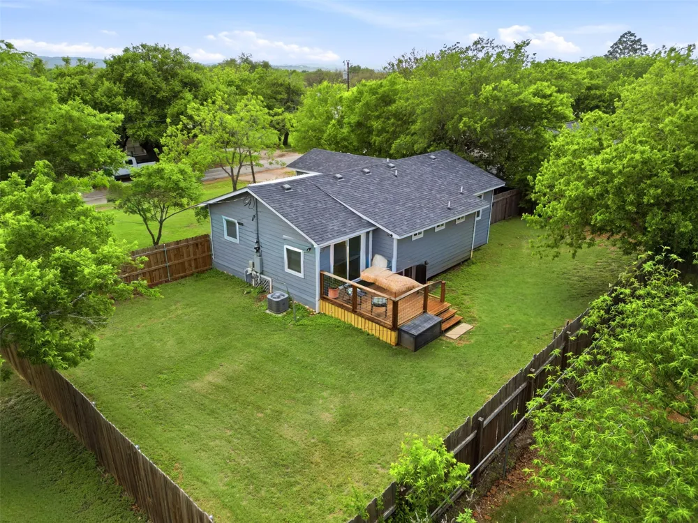 700 9th St Street Blanco, TX 78606