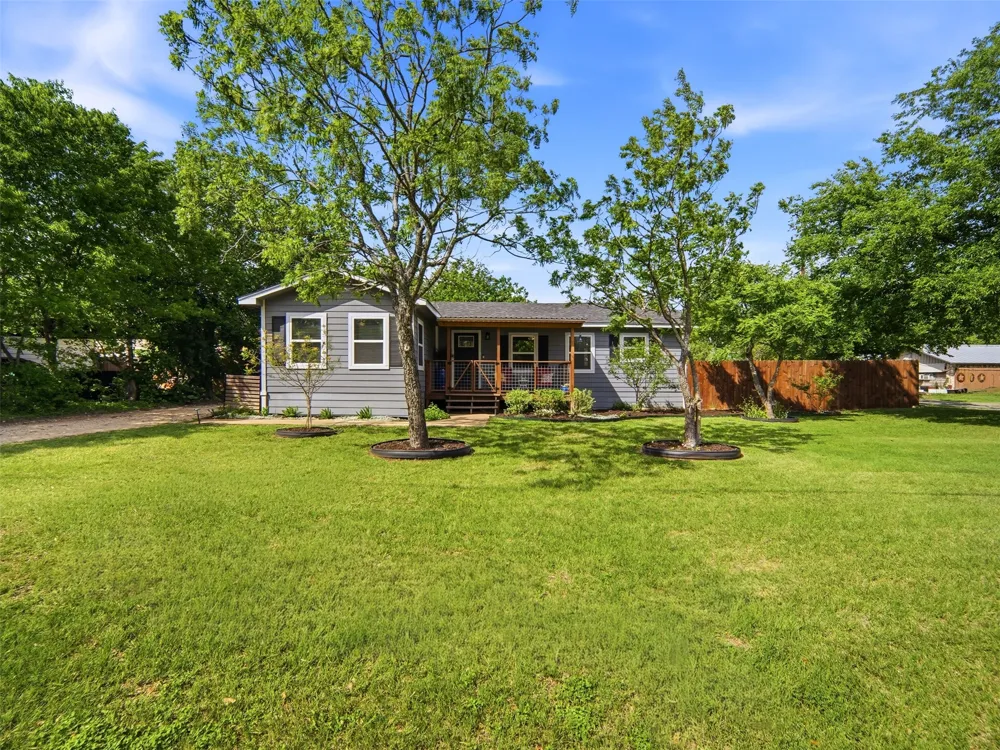 700 9th St Street Blanco, TX 78606
