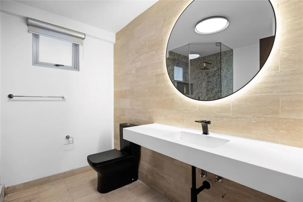 63 MIRSONIA STREET #401 San Juan, PR 00911