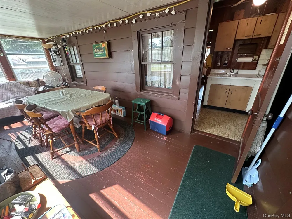13 E Pierce Avenue Smallwood, NY 12720