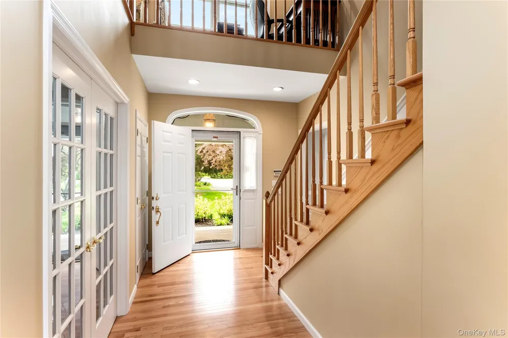 56 Lagoon Court W South Jamesport, NY 11947