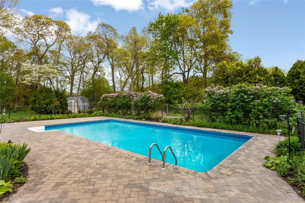 56 Lagoon Court W South Jamesport, NY 11947