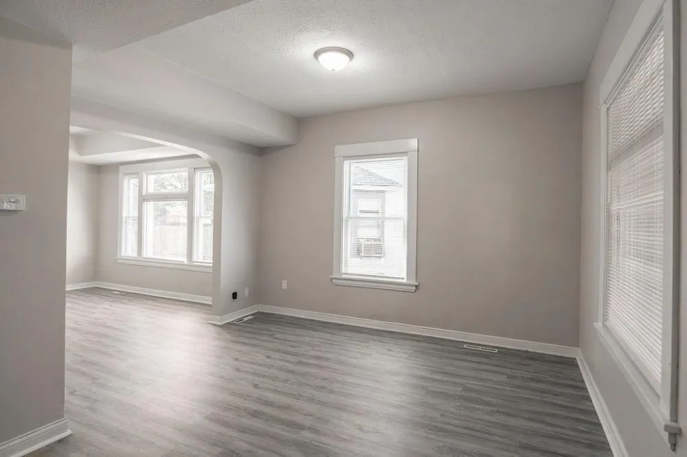 1606 Concordia Avenue Saint Paul, MN 55104