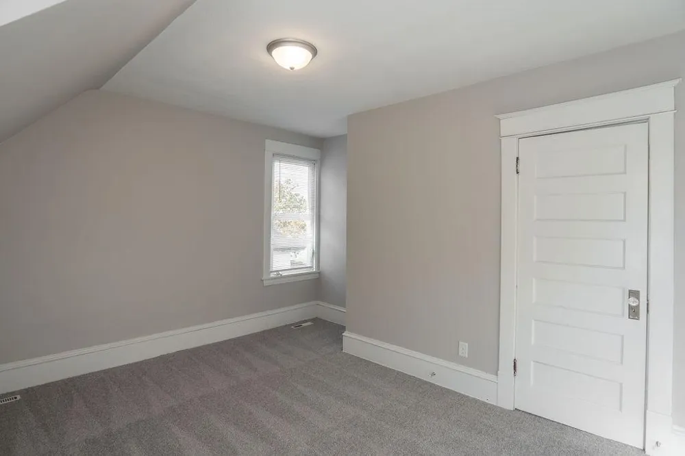 1606 Concordia Avenue Saint Paul, MN 55104