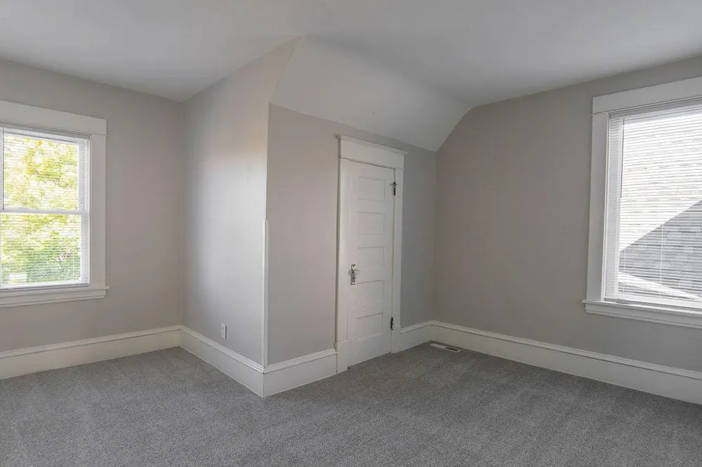 1606 Concordia Avenue Saint Paul, MN 55104