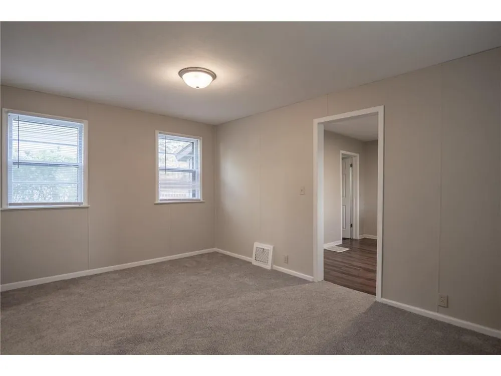 608 7th Ave S Hopkins, MN 55343
