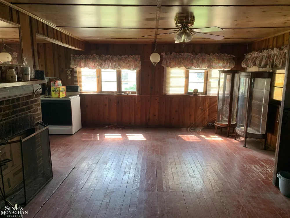 3103 10th Road Frenchtown Township, MI 48162