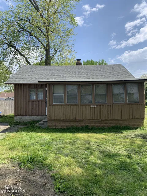 3103 10th Road