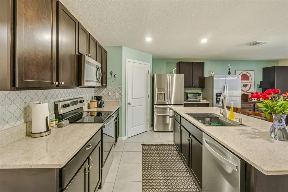 8669 TRIUMPH CIRCLE Wildwood, FL 34785