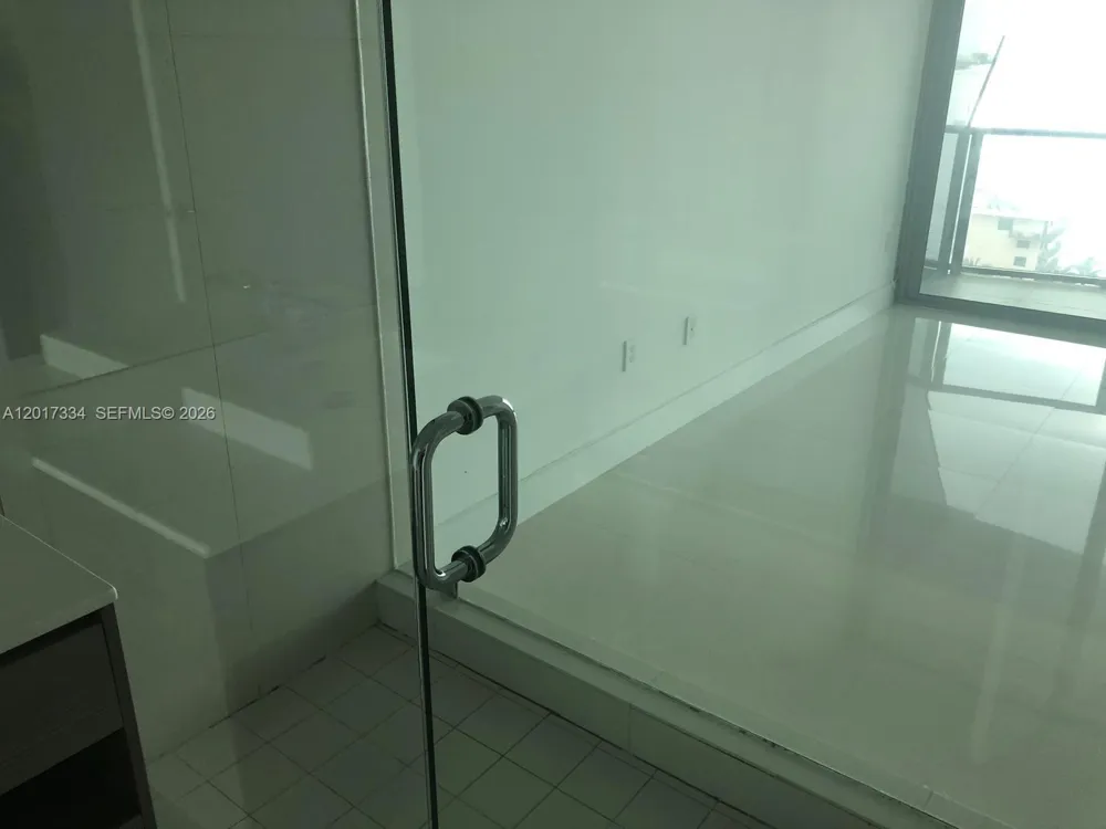 460 NE 28th ST #1102 Miami, FL 33132