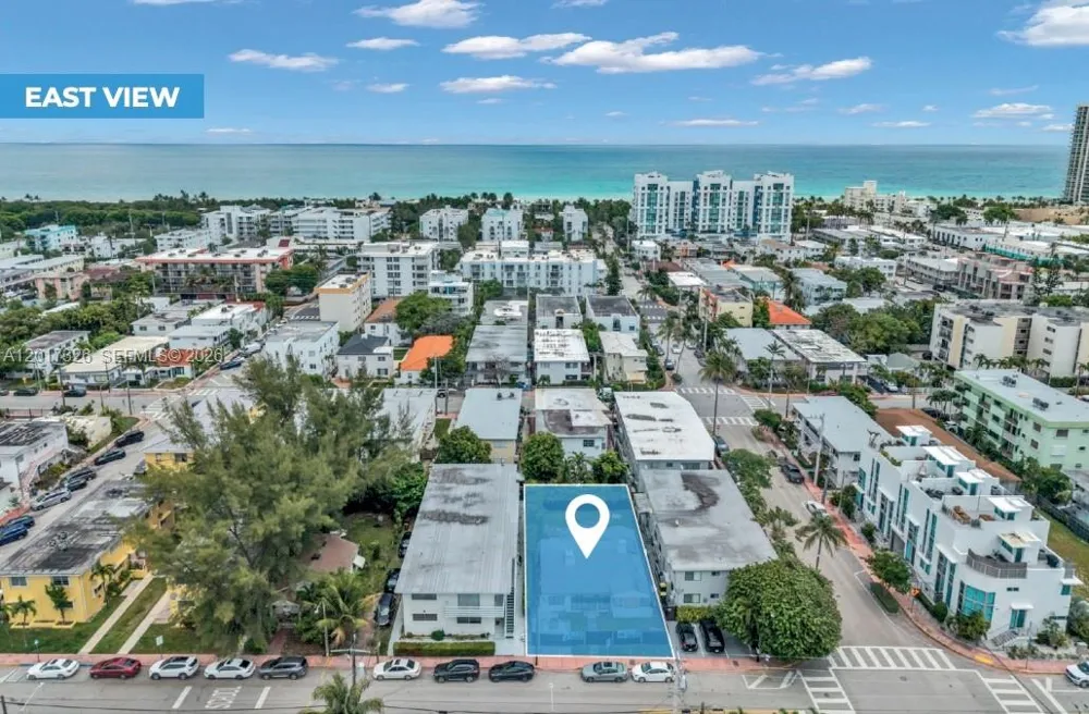 7711 Carlyle Ave Miami Beach, FL 33141