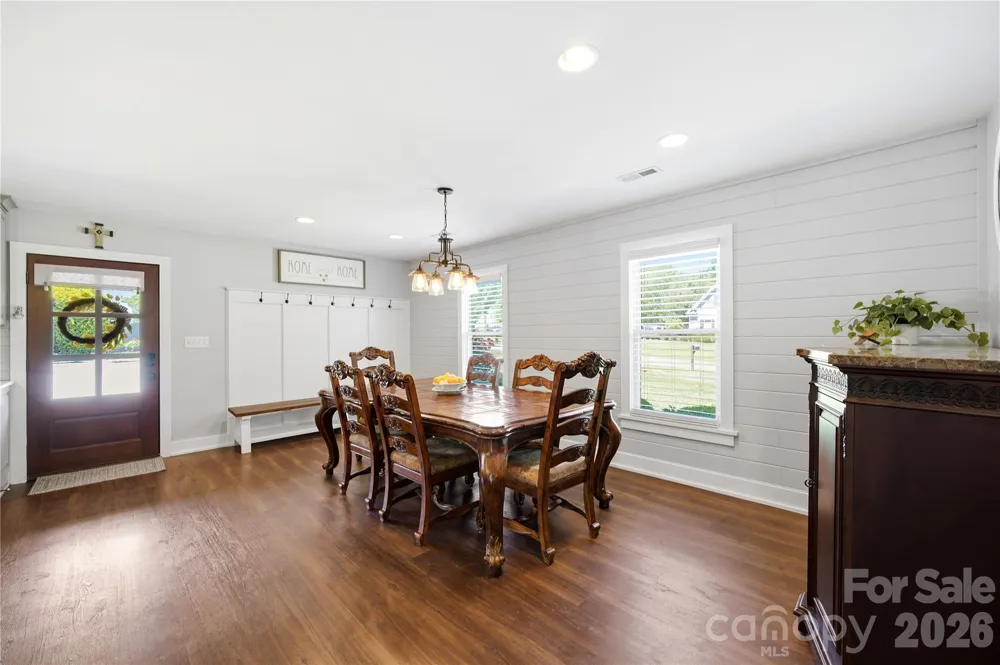 5701 Cedar Hill Drive Wesley Chapel, NC 28110