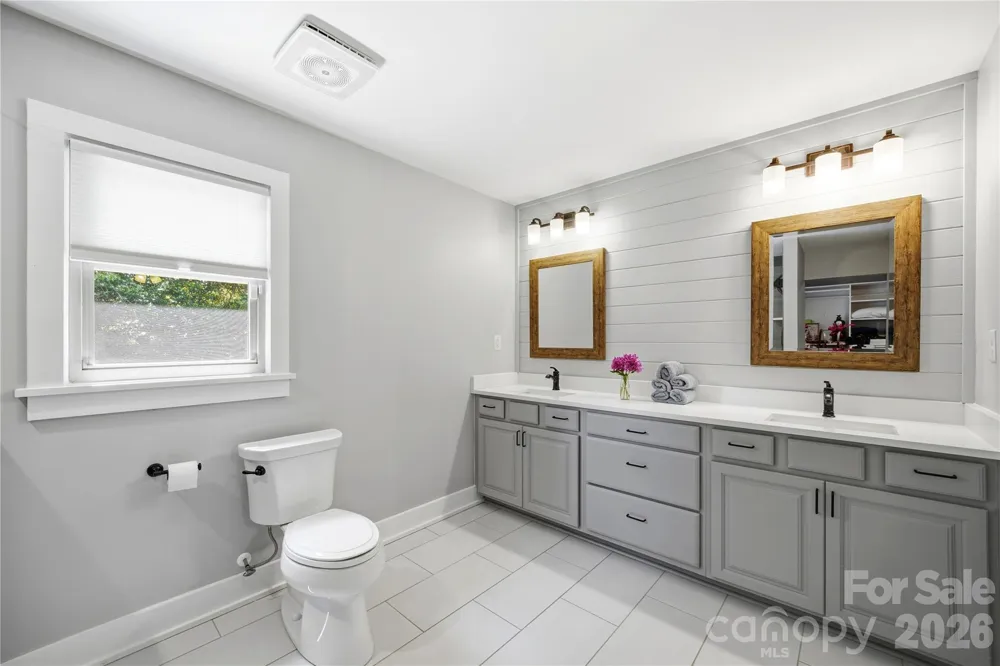 5701 Cedar Hill Drive Wesley Chapel, NC 28110