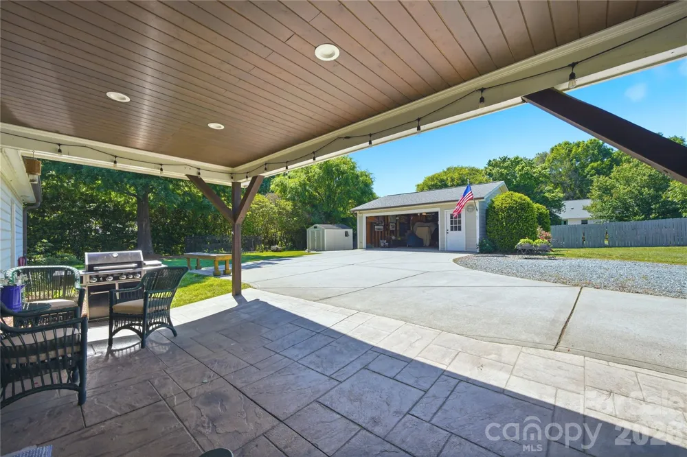5701 Cedar Hill Drive Wesley Chapel, NC 28110