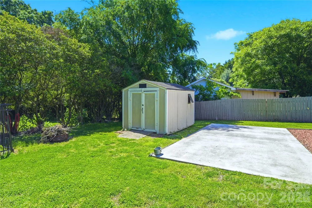 5701 Cedar Hill Drive Wesley Chapel, NC 28110