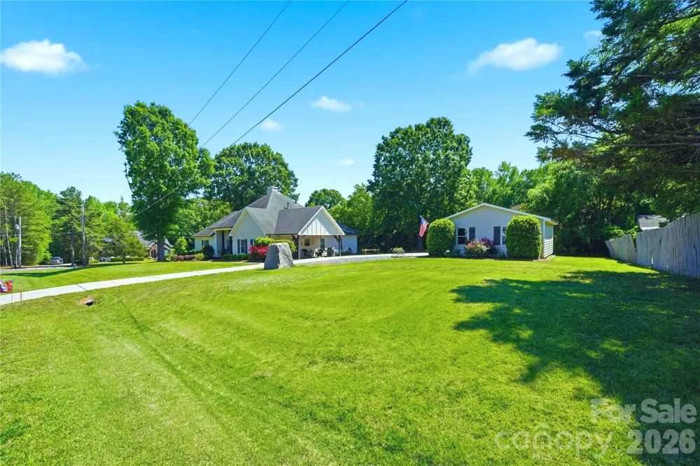 5701 Cedar Hill Drive Wesley Chapel, NC 28110