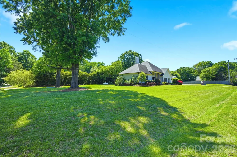 5701 Cedar Hill Drive Wesley Chapel, NC 28110