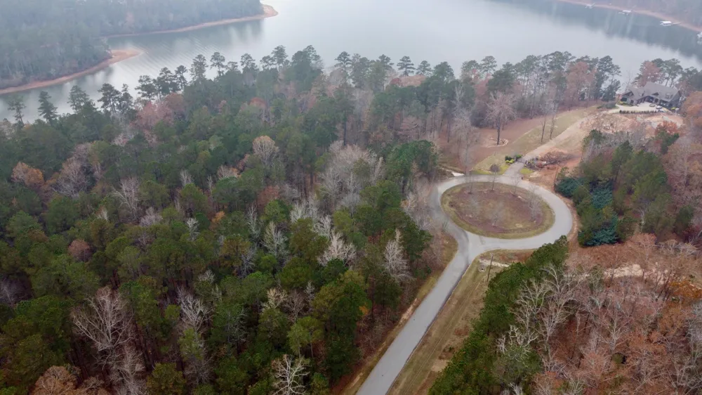 1549 Treasure Cove Tignall, GA 30668