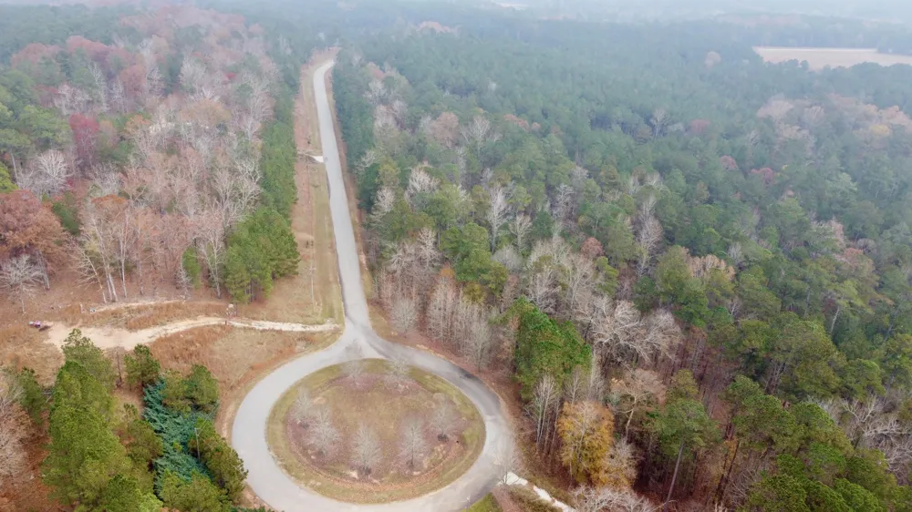 1549 Treasure Cove Tignall, GA 30668