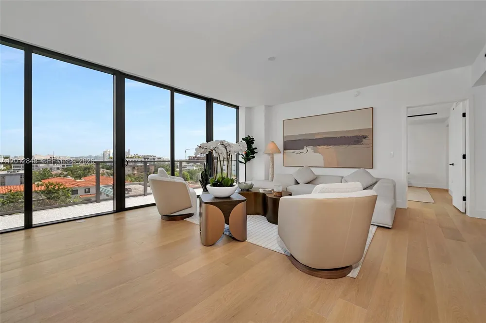 1176 97th St #809 Bay Harbor Islands, FL 33154