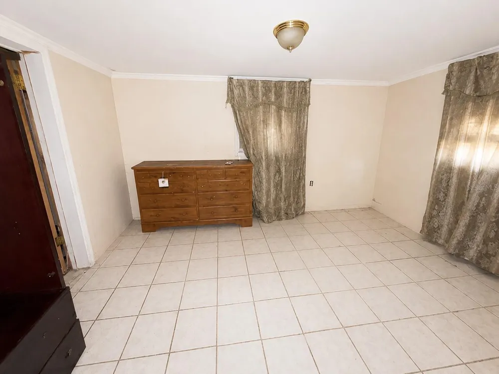 48 PRINCETON AVENUE Frostproof, FL 33843