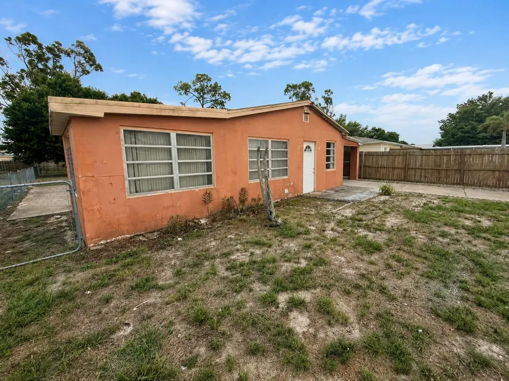 48 PRINCETON AVENUE Frostproof, FL 33843
