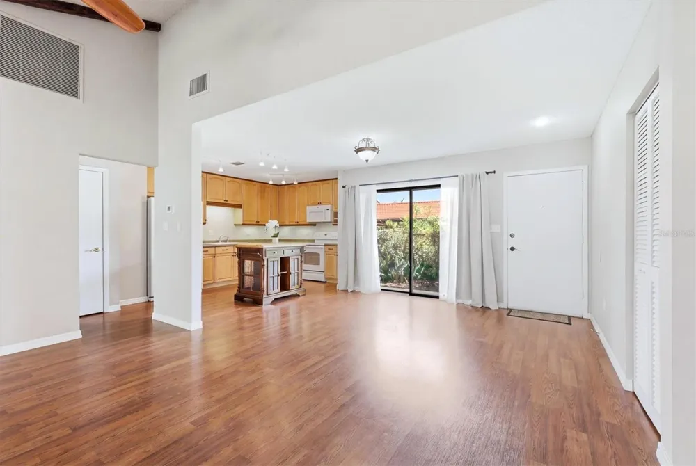 6628 DRAW LANE #122 Sarasota, FL 34238