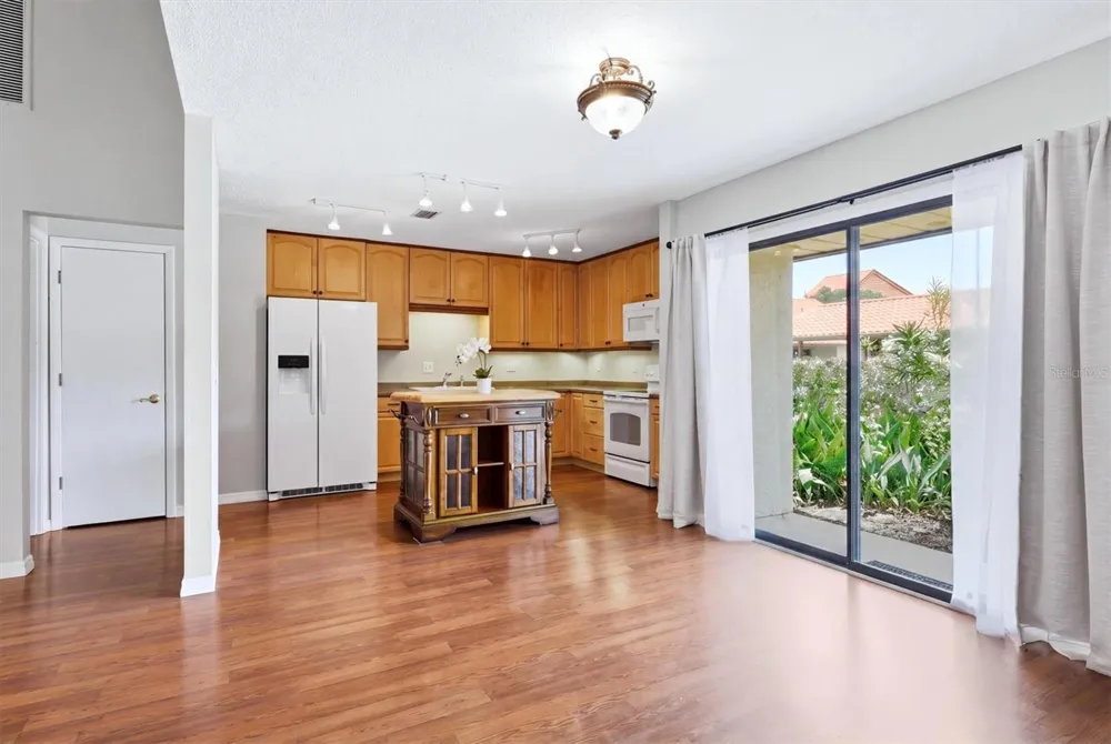 6628 DRAW LANE #122 Sarasota, FL 34238