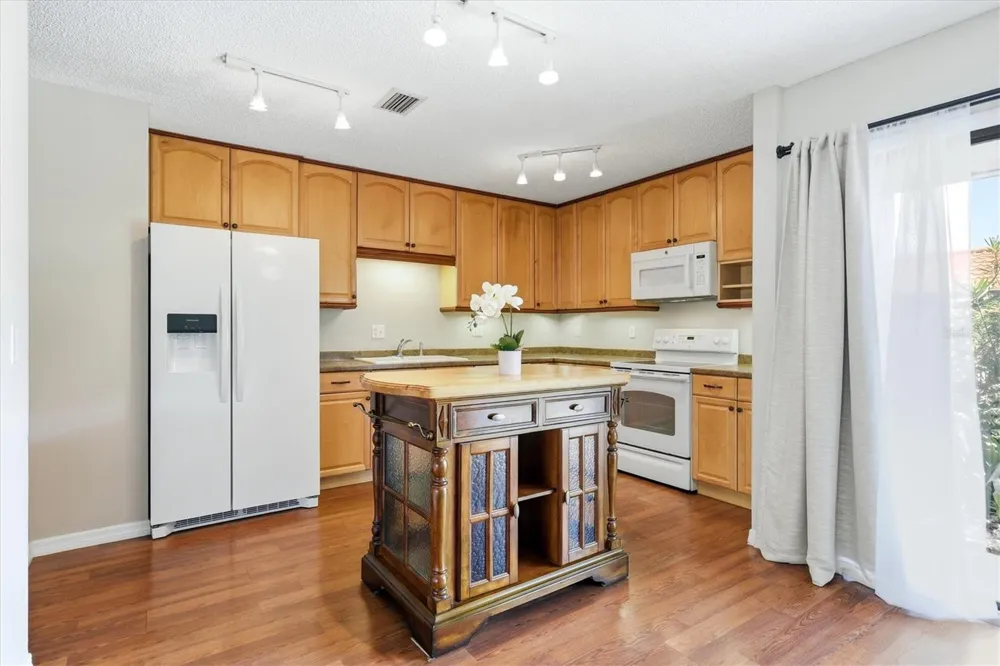 6628 DRAW LANE #122 Sarasota, FL 34238
