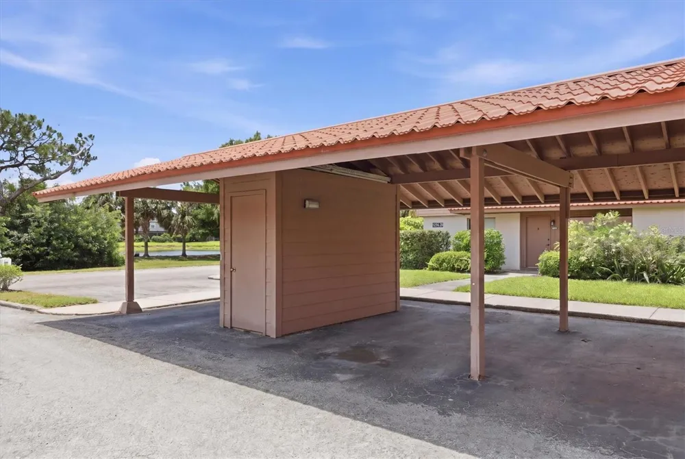 6628 DRAW LANE #122 Sarasota, FL 34238