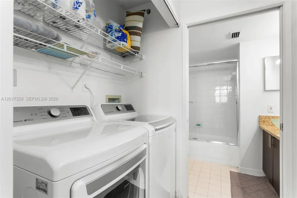 19655 E Country Club Dr #6304 Aventura, FL 33180