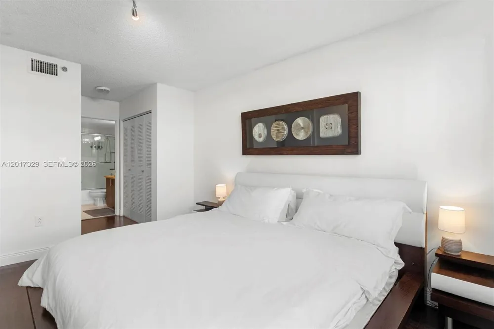 19655 E Country Club Dr #6304 Aventura, FL 33180
