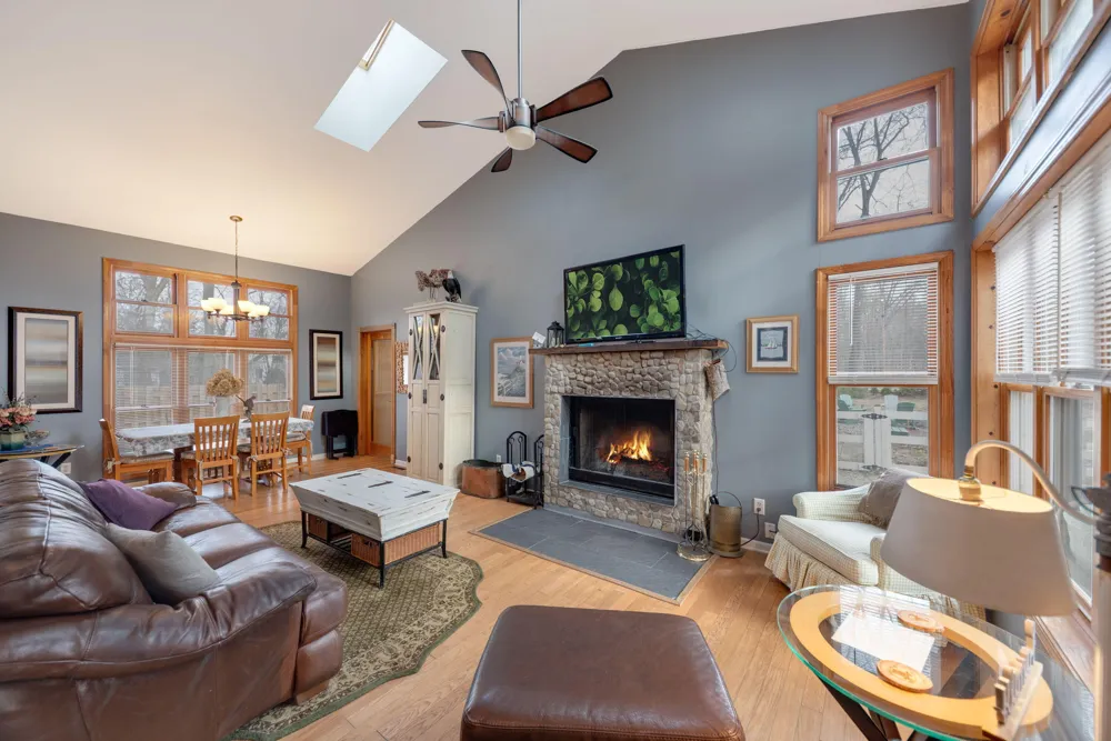 9177 Shady Lane Chikaming Township, MI 49116