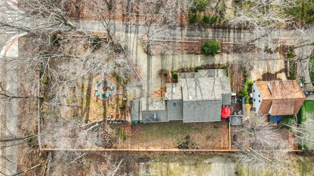 9177 Shady Lane Chikaming Township, MI 49116
