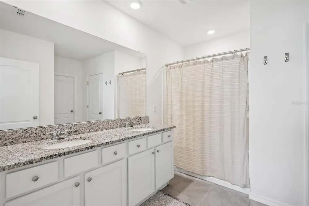 623 LAZIO CIRCLE Debary, FL 32713