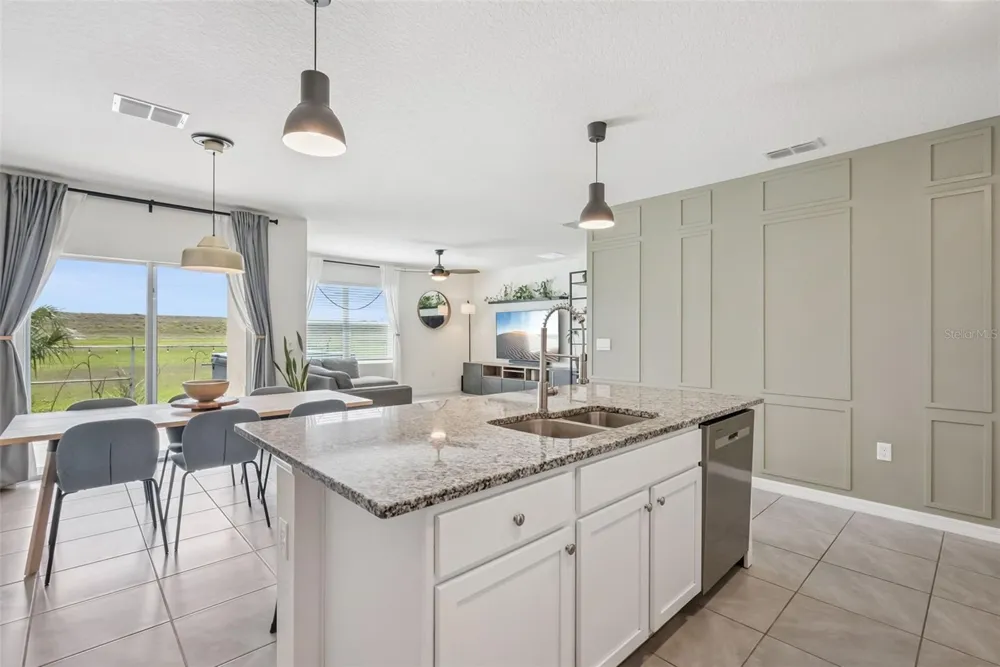 623 LAZIO CIRCLE Debary, FL 32713